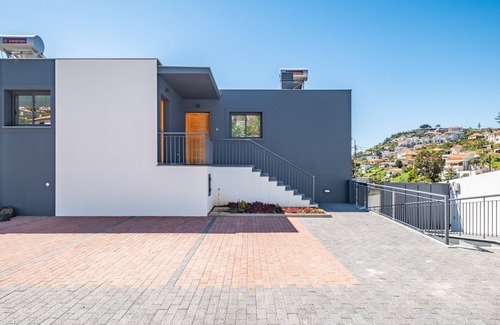 Santo Antonio Apartment | Contemporary Residence C by Madeira Sun Travel