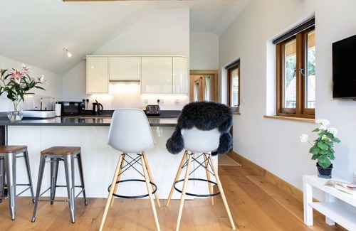 Ripe House | Contemporary style barn with stunning views