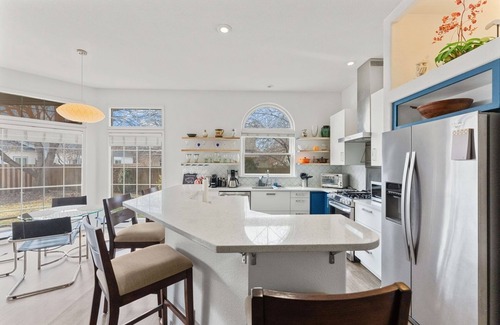 Boise House | Contemporary Single-Level Living W/Fenced Yard