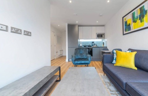 East Grinstead Apartment | Contemporary Studio in Central East Grinstead