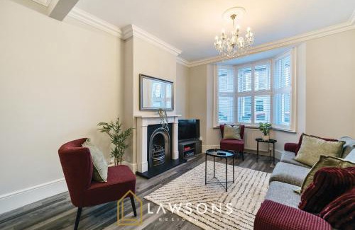 Windsor House | Contemporary Townhouse Living by Lawsons with parking
