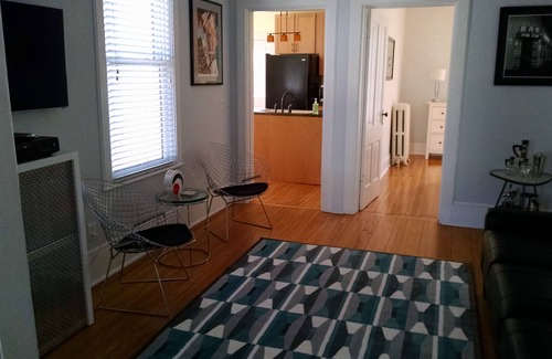 Marquette House | Contemporary Two Bedroom Charmer Close to Downtown and Beachfront