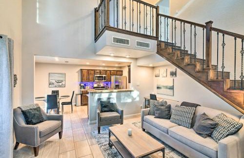 Las Vegas House | Contemporary Vegas Townhome with Community Pool