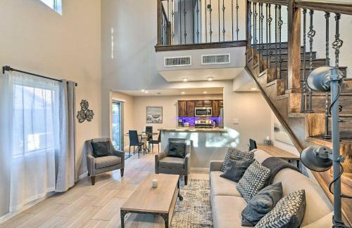 Las Vegas House | Contemporary Vegas Townhome with Community Pool