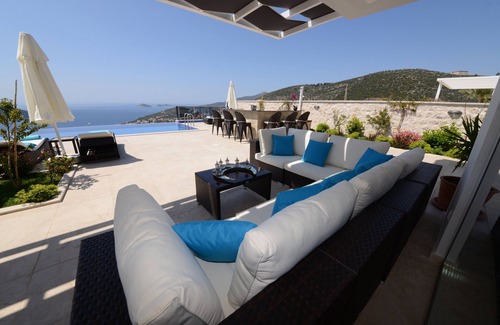 Kalkan Villa | Contemporary Villa, amazing sea views, heated infinity pool, daily maid service