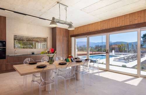Dicmo Villa | Contemporary Villa Fantazija – A Luxurious Retreat in Dicmo