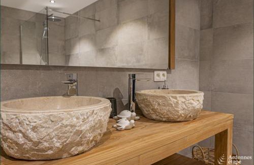 Wellin Villa | Contemporary Villa in Wellin with Private Pool