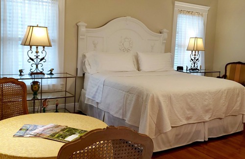 Milton House | Contessa Suite, No added fees or cleaning charges.