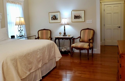 Milton House | Contessa Suite, No added fees or cleaning charges.