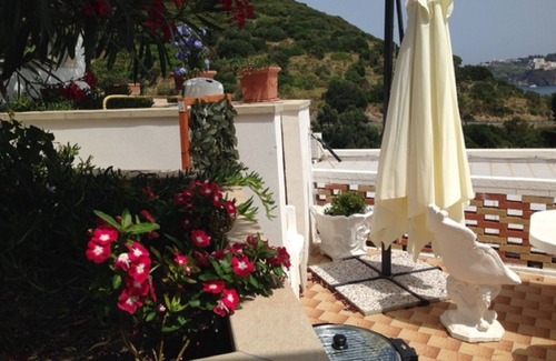 Ponza House | Conti Holiday Homes - Oleander with terrace overlooking the sea