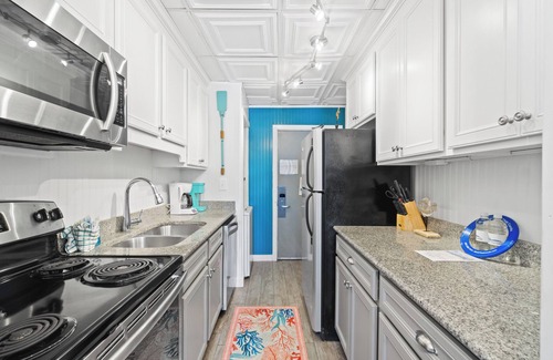 Panama City Beach Condo | Continental by Book That Condo
