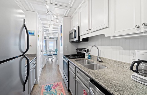 Panama City Beach Condo | Continental by Book That Condo