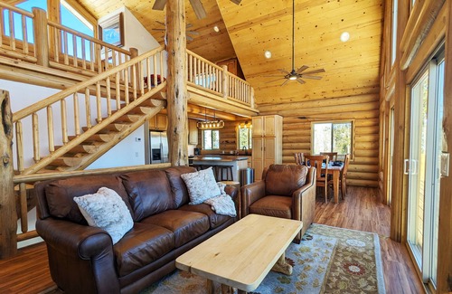 Winter Park Highlands House | Continental Divide Views! New Log Home w/Hot Tub!