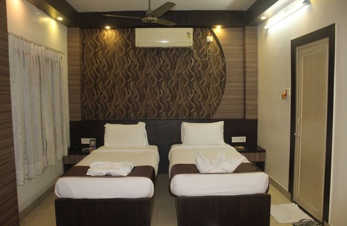 Malda Hotel | continental lodge