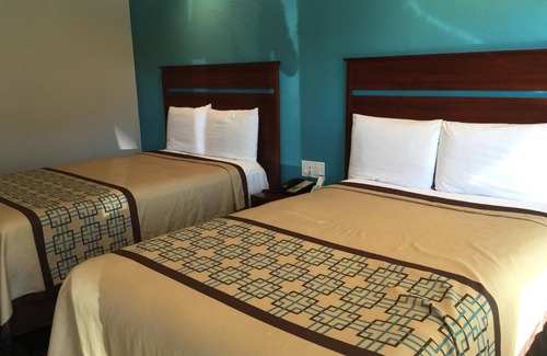 Oakland Hotel | Continental Lodge