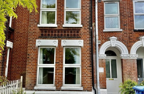 Norwich House | Contractor Family Friendly Spacious 4 Bed House