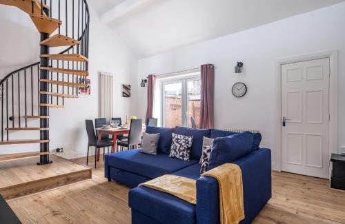 Sunderland Apartment | Contractor-Friendly 2Bed Nr Sunderland Hospital