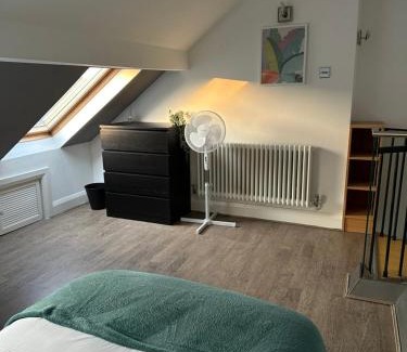 Sunderland Apartment | Contractor-Friendly 2Bed Nr Sunderland Hospital