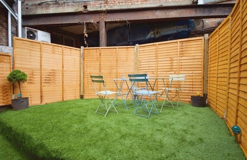 Harringay House | Contractors Family Spacious Stunning Garden House