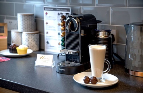 Cradley House | Contractors | Family home 𝙁𝙍𝙀𝙀 Netflix,𝙁𝙖𝙨𝙩 WiFi, near Dudley/Birmingham