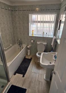 Benfleet Apartment | Contractors Home from Home