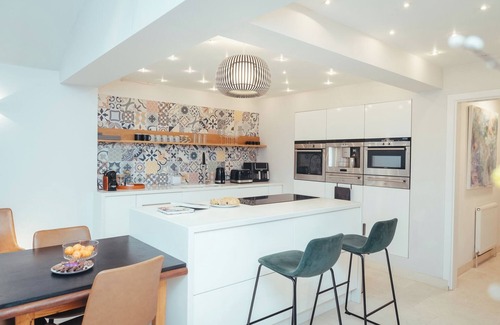 South Woodham Ferrers House | Contractors Retreat- free parking