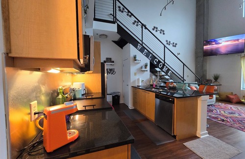 Atlantic Station Area Apartment | Convenience and Charm - 2-bedroom Loft in fabulous Midtown/Atlantic Station