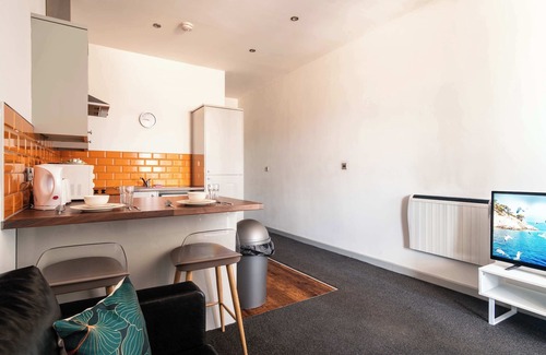 Blackburn Apartment | Convenient 1 Bed Apartment in Central Blackburn