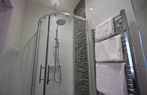 Newbury Apartment | Convenient 1 Bed Apartment in the centre of Newbury (3CHE)