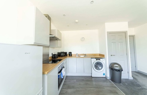 Blackburn Apartment | Convenient 1 Bedroom Apartment in Blackburn