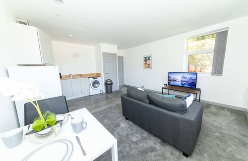 Blackburn Apartment | Convenient 1 Bedroom Apartment in Blackburn