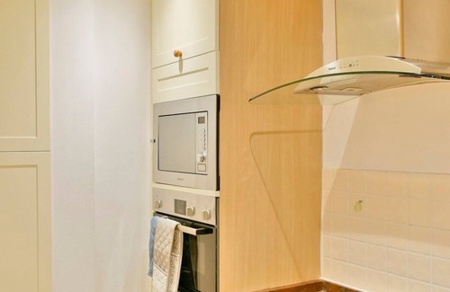 Reading Apartment | Convenient Accommodation near Reading University