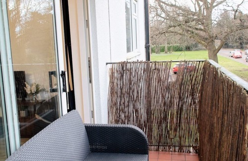 Reading Apartment | Convenient Accommodation near Reading University