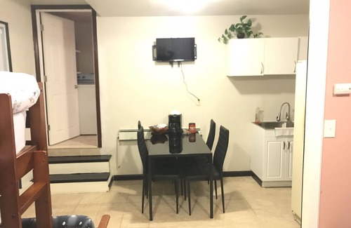 Middletown Apartment | Convenient and clean studio near the beach and Newport.