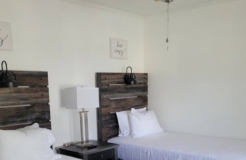 Macon House | Convenient and Comfortable
