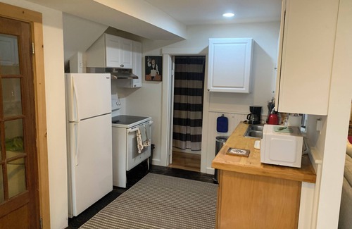 Stowe Apartment | Convenient and Cool Stowe Studio