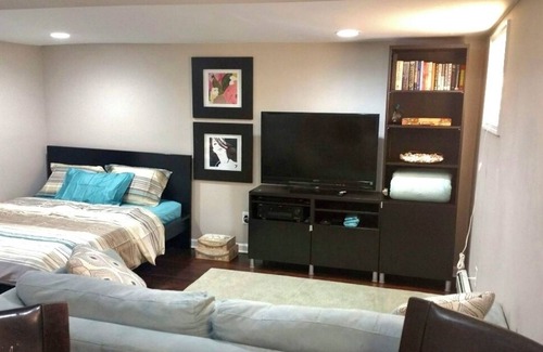 Lodi Apartment | Convenient and Cozy Studio. Close to American Dream, Met Life and NYC.