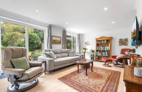 New Forest District House | Convenient and immaculate house in Bransgore