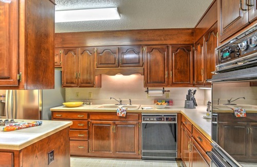Skyland House | Convenient and spacious 3 br, 1 sofa bed, 2 bath, lg yd, firepit, & patio area.