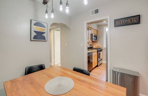 Arlington Heights Condo | Convenient Arlington Condo ~ 4 Mi to National Mall
