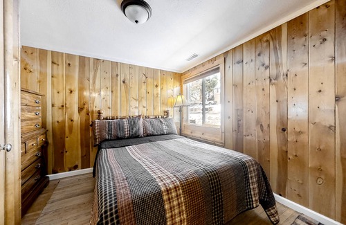 Drake Cabin | Convenient cabin right on the river w/partially enclosed deck, and gas grill