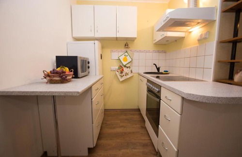 Lillekula Apartment | Convenient Central Apartment