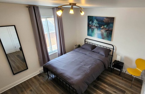 St. Jerome Apartment | Convenient city living! Modern apartment, close to all services.