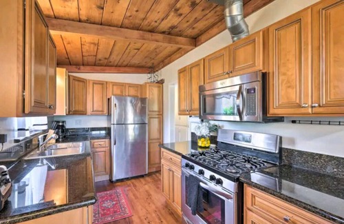 Loma Alta House | Convenient Cozy Coastal Retreat: 1-Mi to Beach, Pet-Friendly & Firepit