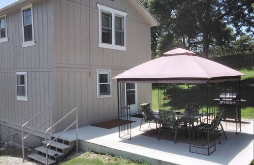 Tulsa House | Convenient Family-Friendly Home -10 Min to Tulsa!"