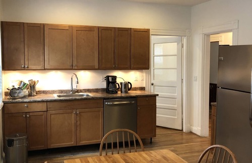 Dorchester Apartment | Convenient, large 3BD Apt. Boston