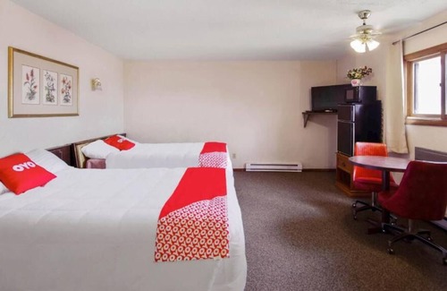 Cheyenne Wells House | Convenient Location! Near Eastern Colorado Historical Society Jail Museum
