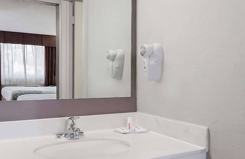 St. Augustine Hotel | Convenient Location in Historic Downtown! 2 Great Units, Pool!