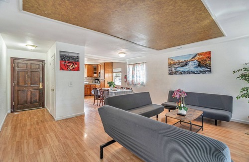 East San Jose House | Convenient Location/Cozy - Free Wifi/Laundry/Parkings/AC/Heater/