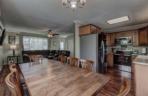 Rapid City House | Convenient Location Family-Friendly Locally Owned!